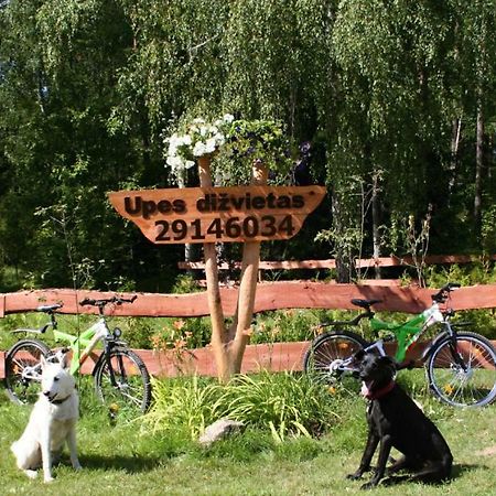 Nature Retreat "Upes Dizvietas" Krāslava Dış mekan fotoğraf