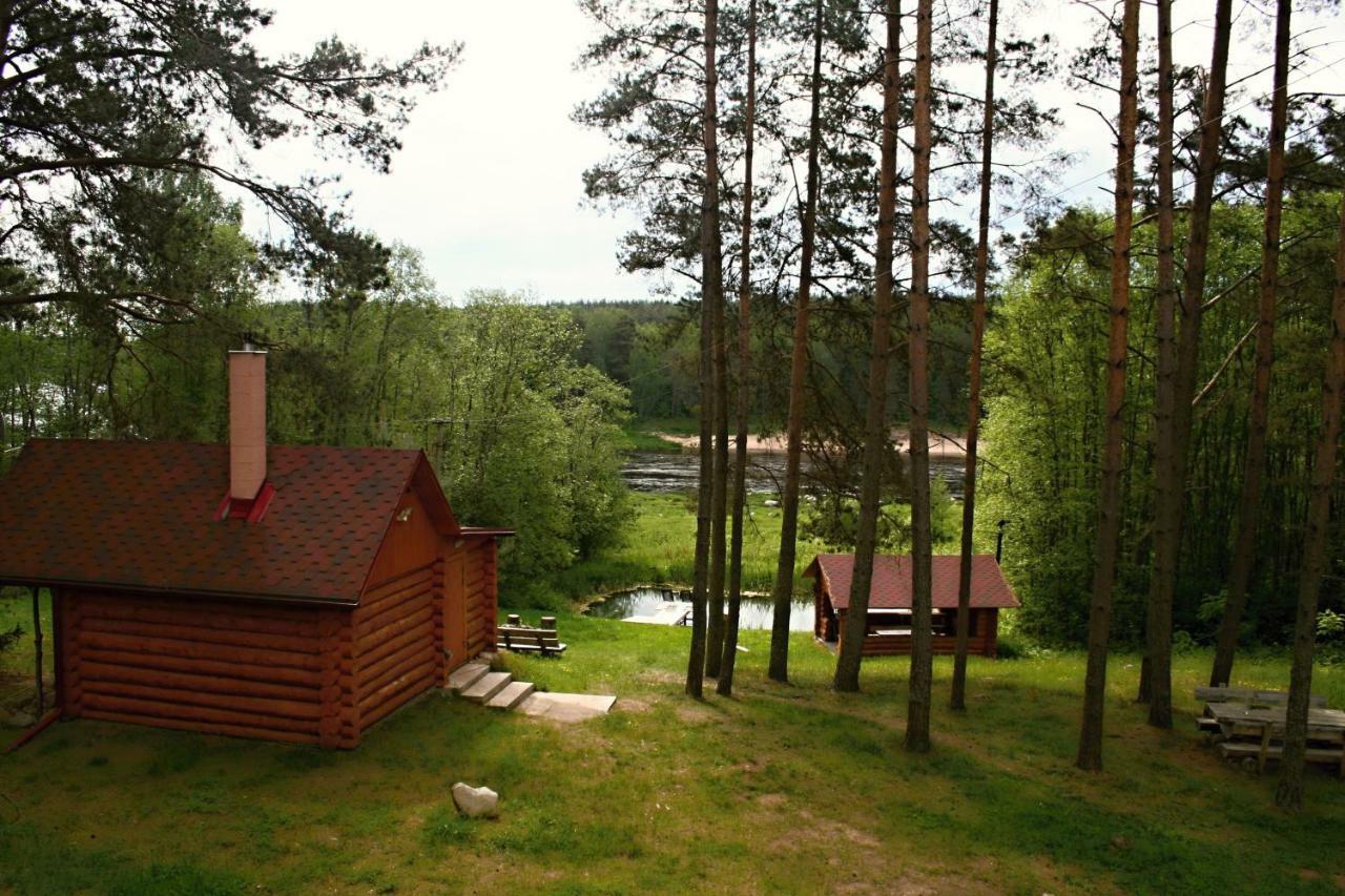 Nature Retreat "Upes Dizvietas" Krāslava Dış mekan fotoğraf